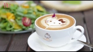 和大家走進Hello Kitty Secret Garden