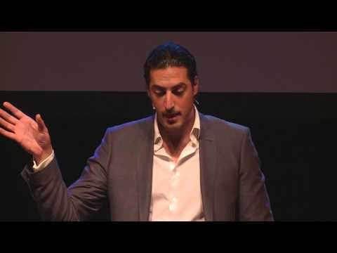 Download Ca donnerait quoi si on prenait des cours de cerveau ? | Kevin Finel | TEDxVaugirardRoad