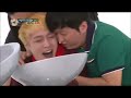 LAY's sensitive neck @ 130710 Weekly Idol