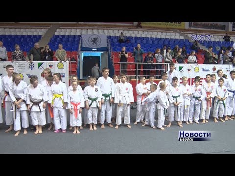 VI Общероссийский Кубок по Традиционному Карате стартовал в Бердске на минувших выходных VI Общероссийский Кубок по Традиционному Карате стартовал в Бердске на минувших выходных