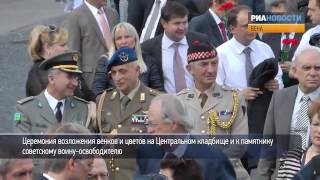 Церемонии возложения венков к могилам советских воинов прошли в Вене