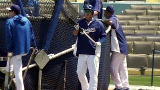 Ryu Hyun-jin 류현진 Hits 2 BP Home Runs Today 4-19-2014 Dodger Stadium