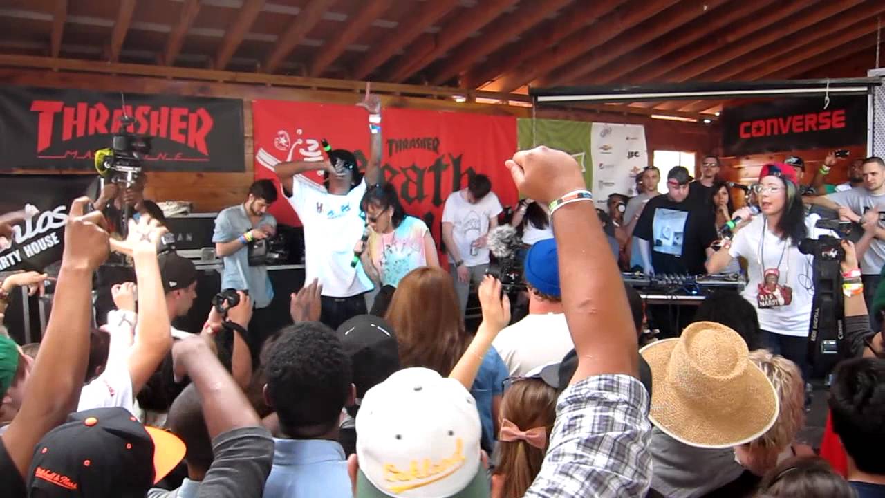 Kreayshawn - Left Eye live at SXSW 2012 - YouTube