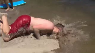 Caídas graciosas en la playa