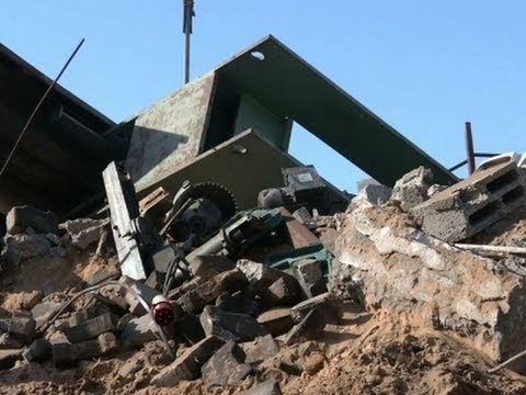 Israeli warplanes struck four weapons and militant sites in the Gaza Strip early on Tuesday, in response to a rocket launched from Gaza into Israel on Monday, the Israeli military said. (June 17)

Subscribe for more Breaking News: http://smarturl.it/AssociatedPress
Get updates and more Breaking News here: http://smarturl.it/APBreakingNews

The Associated Press is the essential global news network, delivering fast, unbiased news from every corner of the world to all media platforms and formats.
AP\'s commitment to independent, comprehensive journalism has deep roots. Founded in 1846, AP has covered all the major news events of the past 165 years, providing high-quality, informed reporting of everything from wars and elections to championship games and royal weddings. AP is the largest and most trusted source of independent news and information.
Today, AP employs the latest technology to collect and distribute content - we have daily uploads covering the latest and breaking news in the world of politics, sport and entertainment. Join us in a conversation about world events, the newsgathering process or whatever aspect of the news universe you find interesting or important. Subscribe: http://smarturl.it/AssociatedPress

http://www.ap.org/
https://plus.google.com/+AP/
https://www.facebook.com/APNews
https://twitter.com/AP