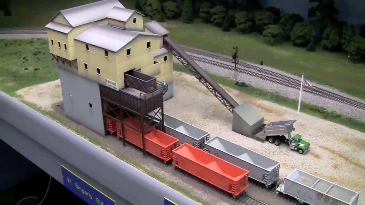 Bruce Friedman's CSX HO Scale Model Railroad - YouTube