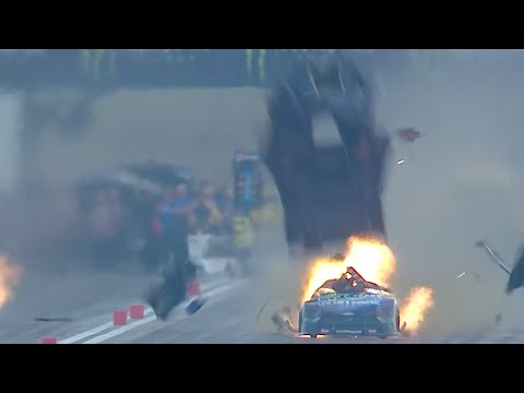 Tim Wilkerson blows the body off his Funny Car