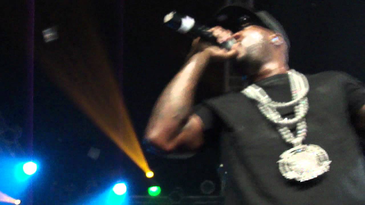 Young Jeezy performs "Get Ya Mind Right" & brings out Bun B. to ...