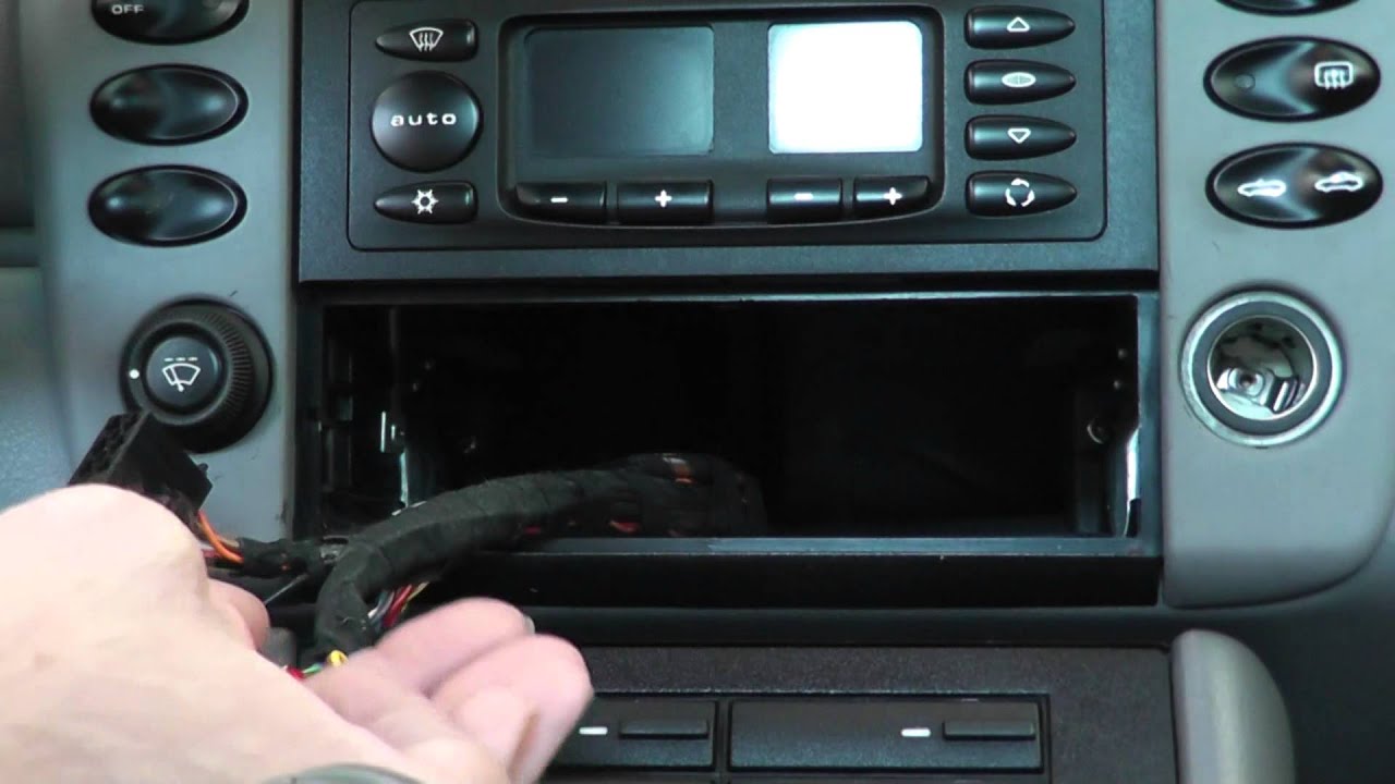 How To Install An Inexpensive Aux Input Porsche 911