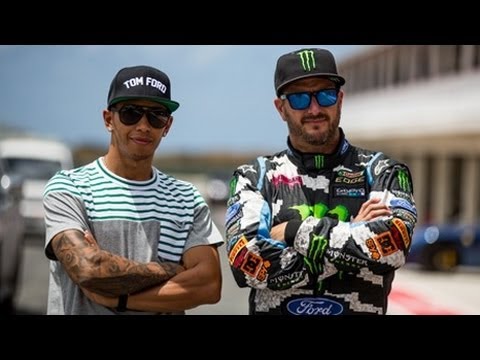 ... vs Lewis Hamilton - Formula...