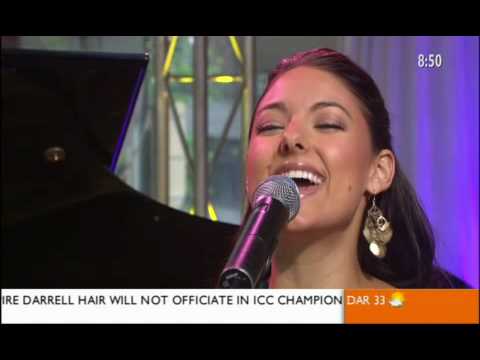 Stacie Orrico - More To Life (Live On Sunrise, 2006-09-29) - YouTube