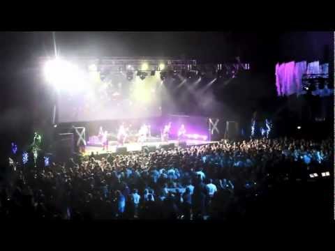 100 Pipers - Vector Arena, New Zealand