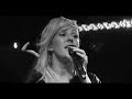 Ellie Goulding - Explosions