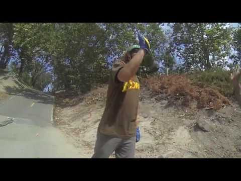 Gravity Skateboards - Mobbing to Pinkies