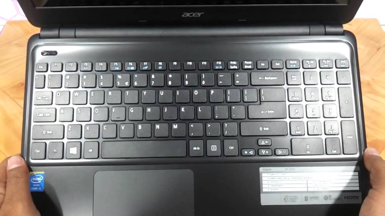 Máy tính xách tay tầm trung Acer Aspire E1 - 572G