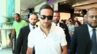 Higuain all'Official Store SSCNapoli Centro commerciale Campania