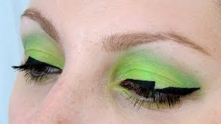 Jednoduchá Futuristická  Linka/ Easy Futuristic Liner Makeup Tutorial