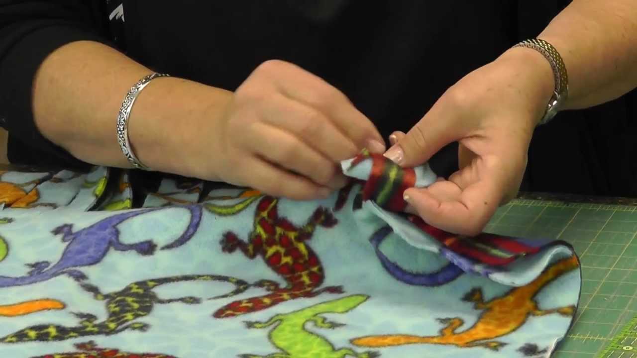 No Sew Tie Blanket Tutorial - YouTube