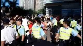 社民連由警察保護離開非洲食人族 11-Aug-2013