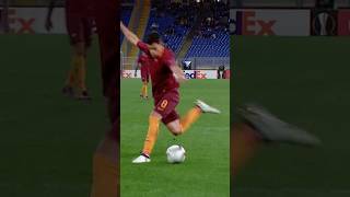 🔙? to this Diego Perott’'s rabona goal💫⚽️?? #asroma #goals