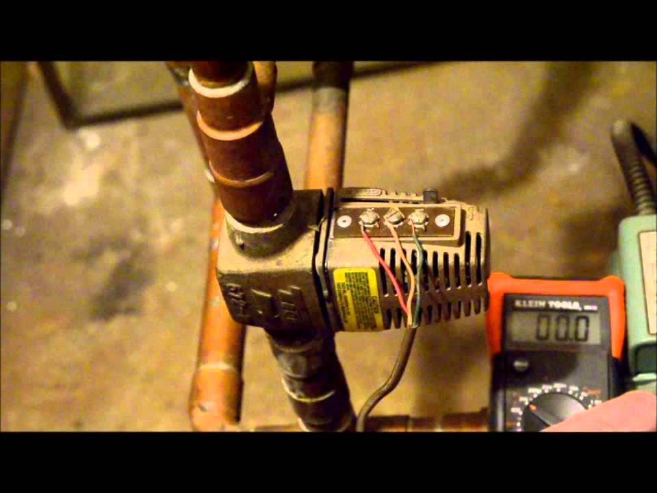 Troubleshooting a Taco Zone Valve: Checking the Voltages - YouTube