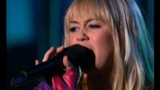 Miley Cyrus - Mixed Up (live)