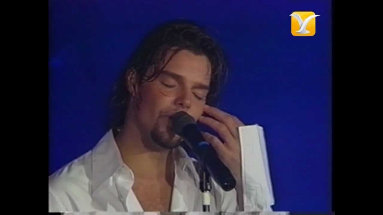 VIDEOS DE RICKY MARTIN TE EXTRANO videos de ricky martin te extrano: