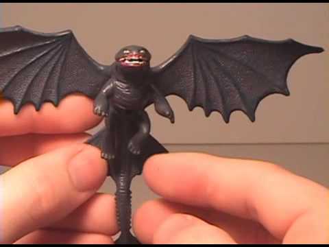 How to Train your Dragon - Night Fury Review - YouTube