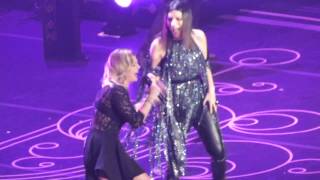 Laura Pausini  Feat. Emma - Come se non fosse stato mai amore (22.12.13)