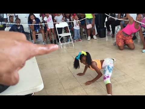 Download ONE OF MOST ENERGETIC LIL GIRL DANCE BATTLE EVER | OfficialTSquadTV | Tommy The Clown