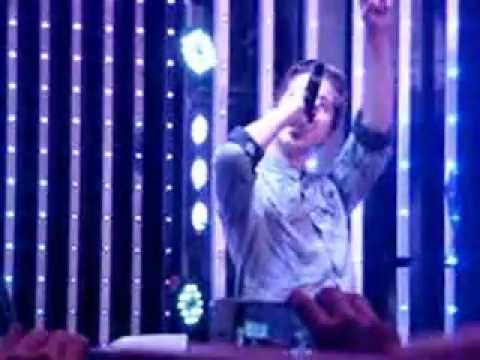 Ryan Beatty: "Hey LA﻿" @ 5 Towers Stage, Universal Citywalk ...