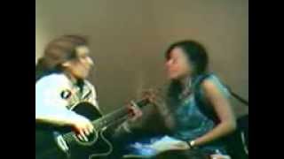 Amy Winehouse and Ilana Lorraine Jam Backstage Jazz Cafe Laniado Hospital Charity 2004