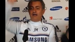 Jose Mourinho welcomes back journalist after his recovery from cancer in his press conference