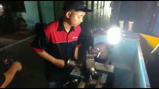 Praktik  Teknik Otomotif dan Pemesinan