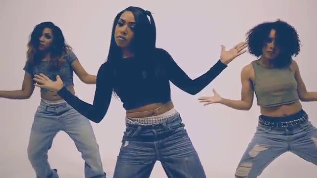 Aaliyah Tribute - The B.Simone - YouTube