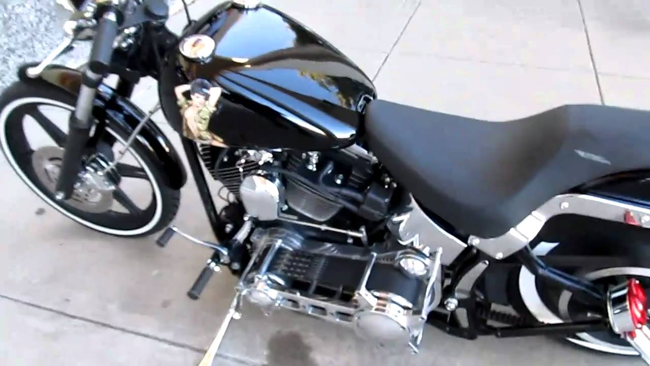 harley Softail Bobber, open belt primary, pin up girl big twin YouTube