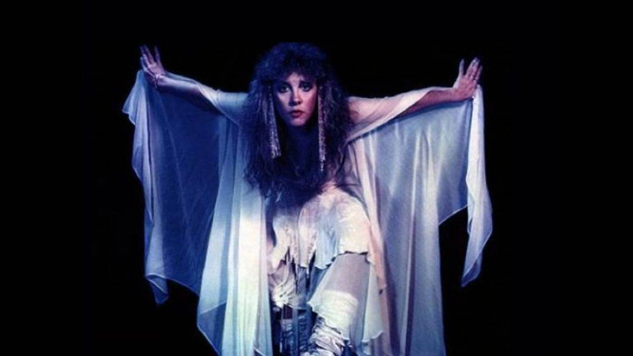 Stevie Nicks - Edge Of Seventeen (Rayko Edit) - YouTube