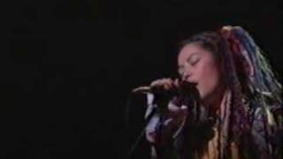 Chara「Tiny Tiny Tiny」 1997 AKASAKA BLITZ - YouTube