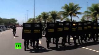 В Бразилии полиция силой разогнала митинг нефтяников