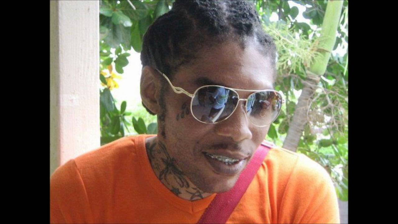 ... Kartel - Real Friend (Raw) [Peenie Wallie Riddim] JUNE 2012 - YouTube