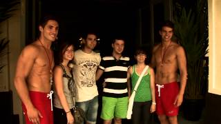 Hollister Valencia Hollister Valencia