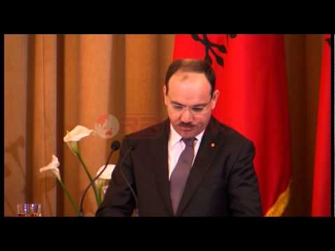 Nishani nderon pas vdekjes Hasan Prishtinën me