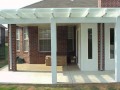 SUNROOM WITH PERGOLA