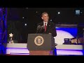 Obamas Light National Christmas Tree