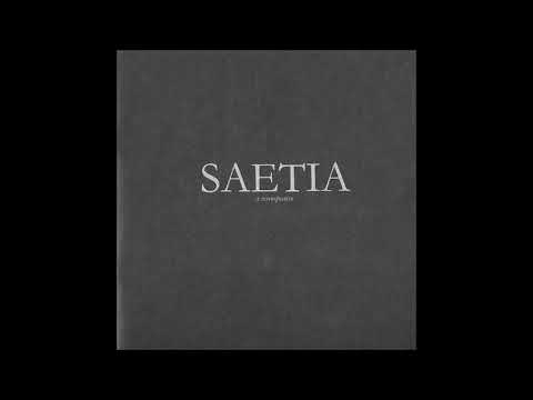 closed hands saetia closed hands saetia