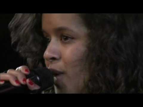 Imara Patty sings Before he cheats @ KCM - ROC Tilburg (2010 ...