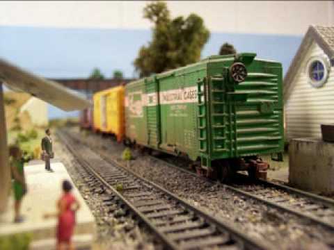 HO Model Railroad Model Railway Train Layout - YouTube
