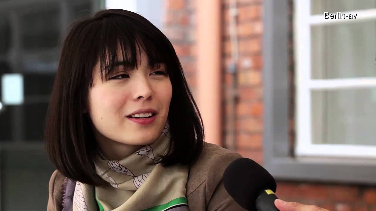 Die Pianistin Alice Sara Ott im Interview YouTube