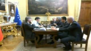 Tutto il video dell'incontro tra Matteo Renzi e Beppe Grillo (19 Febbraio 2014)