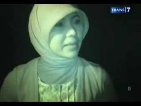 DUA DUNIA 06 juni 2012 Hantu perlintasan zaenap dari cirebon # 1.flv